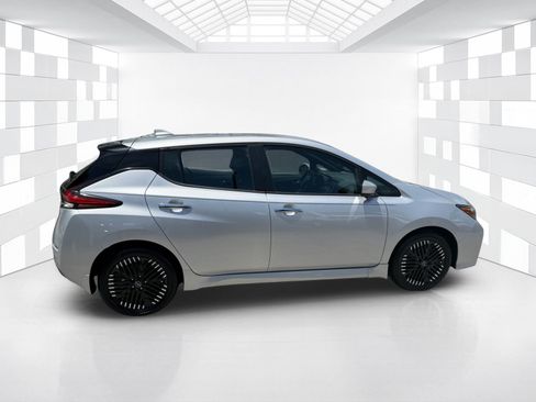Certified 2024 Nissan Leaf SV Plus FWD image 8