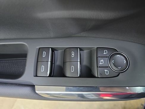 New 2026 Chevrolet Traverse RS w/ LPO, Floor Liner Package image 32