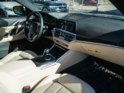 Used 2021 BMW 430i Coupe w/ Convenience Package RWD image 14