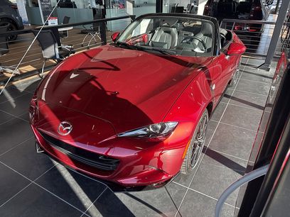 New 2025 MAZDA MX-5 Miata Grand Touring w/ Appearance Package