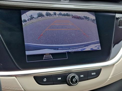 Used 2023 Buick Encore GX Preferred w/ Cold Weather Comfort Package FWD image 18
