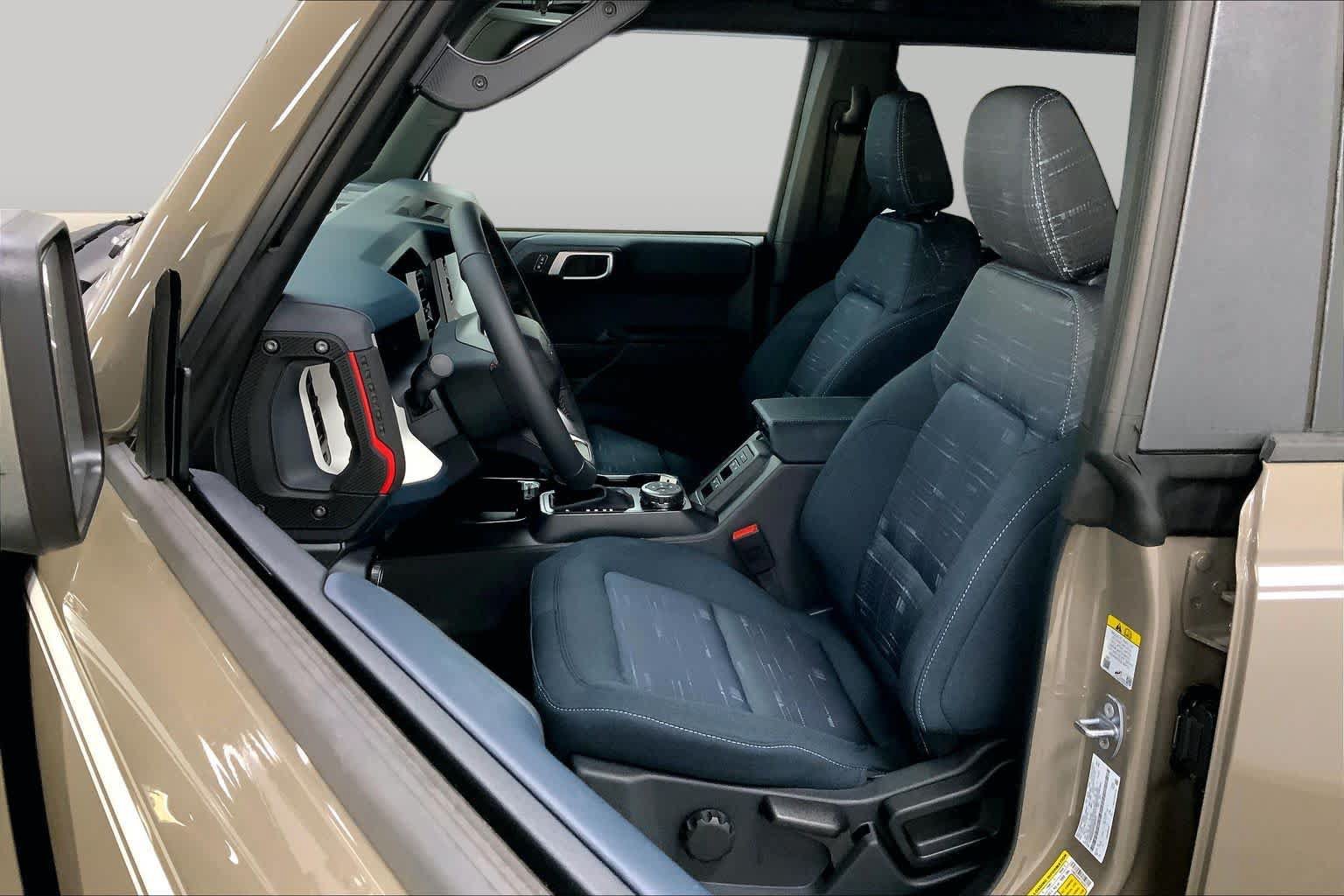 New 2026 Ford Bronco Heritage Edition AWD/4WD image 8