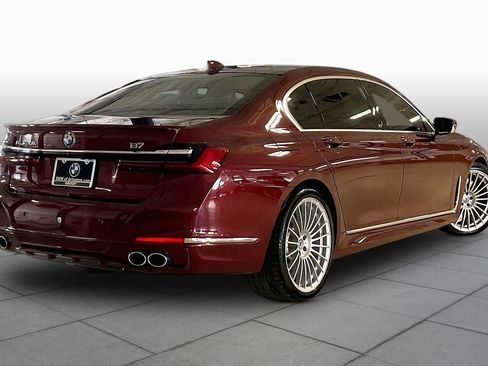 Used 2022 BMW ALPINA B7 xDrive w/ Luxury Rear Seating Package AWD/4WD image 12