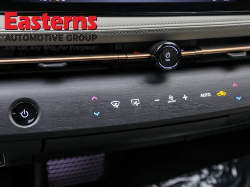 Used 2023 Nissan Ariya FWD image 20