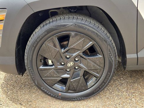 Used 2026 Hyundai Kona SEL Sport FWD image 11