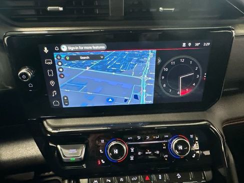 Used 2025 GMC Sierra 1500 AT4 w/ AT4 Premium Package image 27