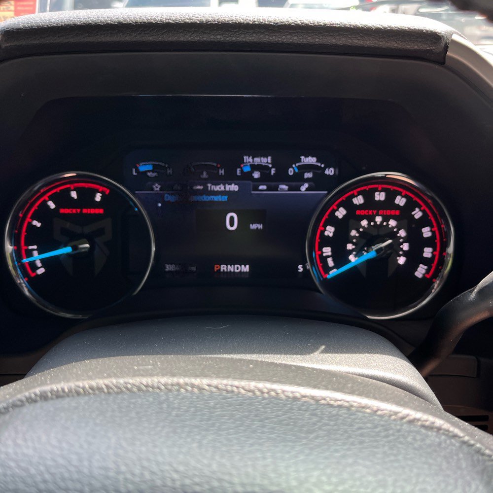 Used 2022 Ford F250 Lariat w/ Black Appearance Package AWD/4WD image 24