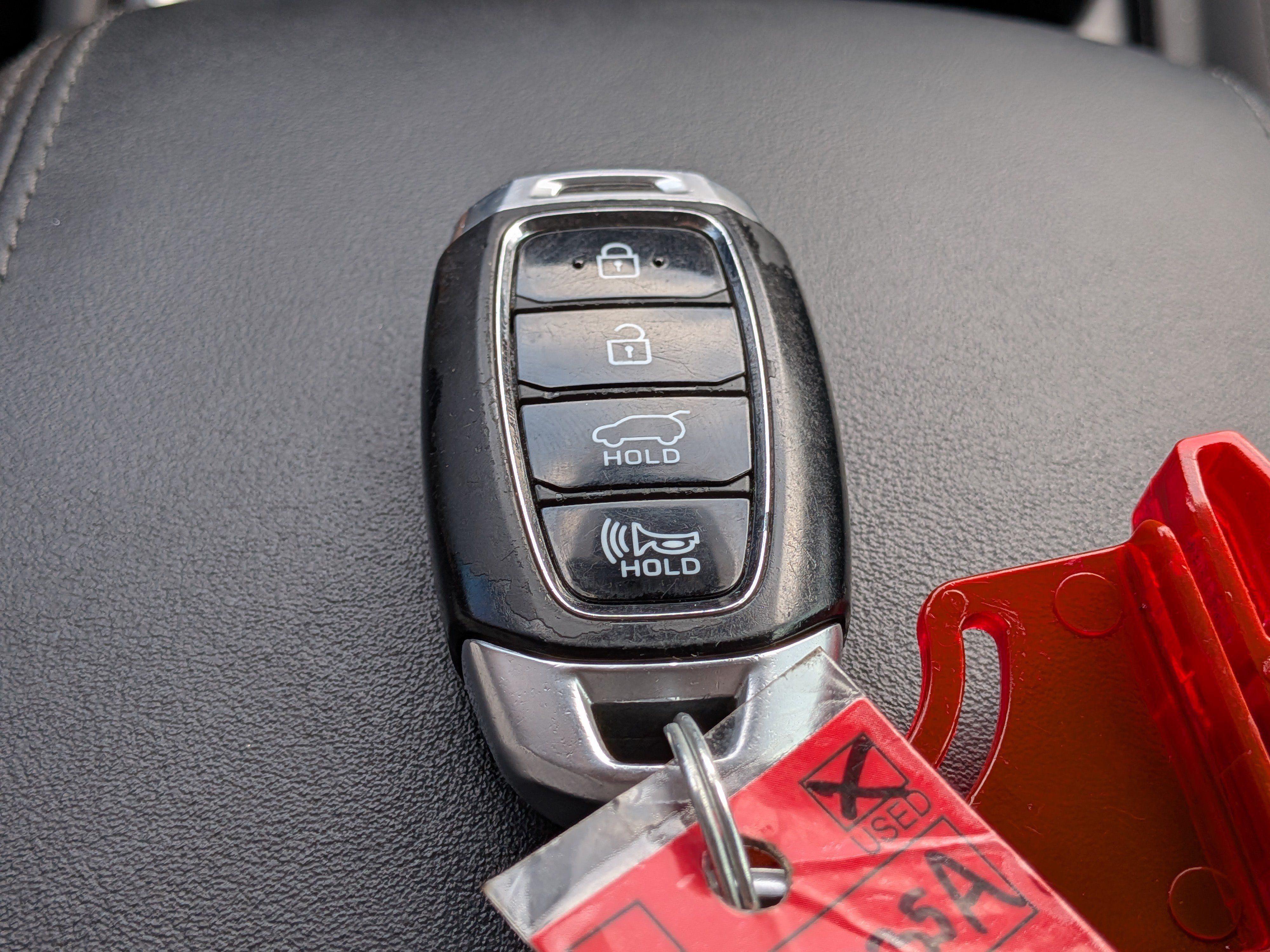 Used 2019 Hyundai Santa Fe SEL FWD image 33