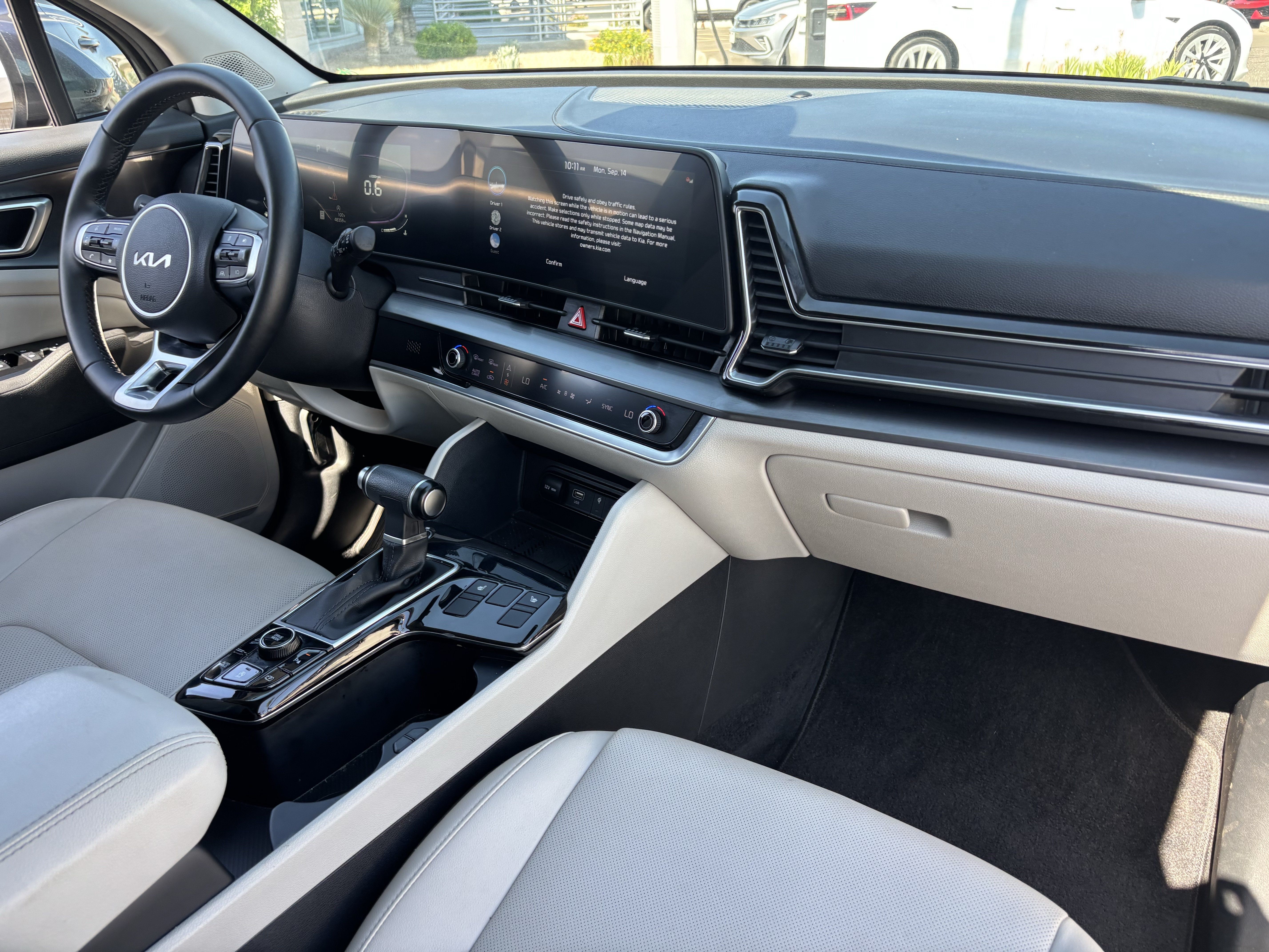Certified 2024 Kia Sportage EX FWD image 10