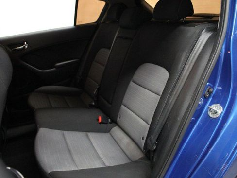 Used 2015 Kia Forte EX image 32