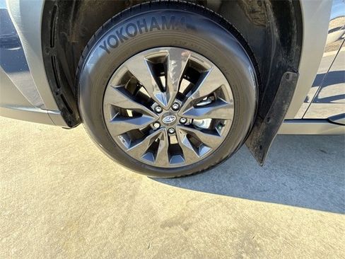 Used 2025 Subaru Outback Onyx Edition image 10