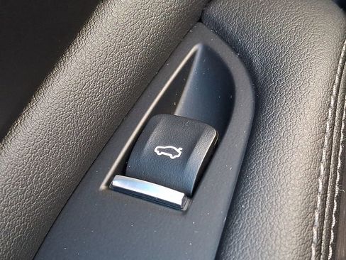 Certified 2024 BMW X5 xDrive40i w/ M Sport Package image 24