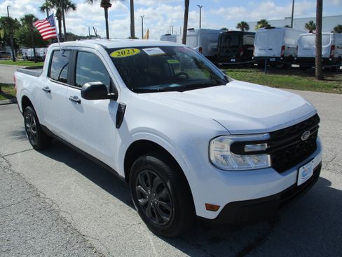 Certified 2023 Ford Maverick XL FWD image 1