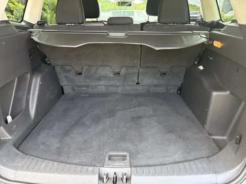 Used 2018 Ford Escape SE FWD image 36
