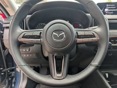 Used 2025 MAZDA CX-50 AWD 2.5 Hybrid w/ Premium Pkg image 12