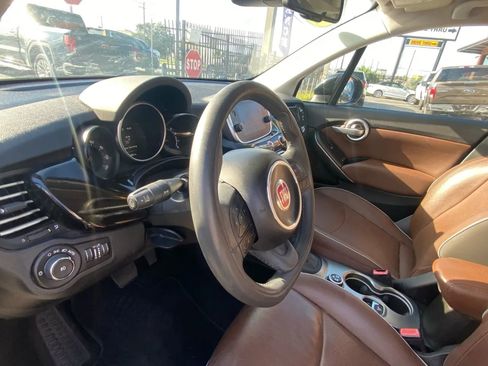 Used 2018 FIAT 500X Lounge w/ Advanced Safety Package image 13