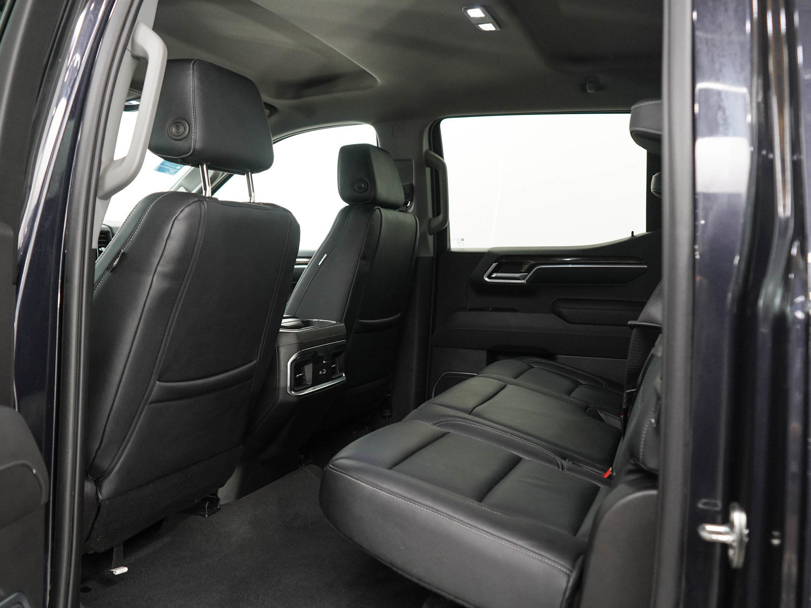 Used 2022 GMC Sierra 1500 Elevation AWD/4WD image 16