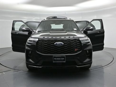New 2026 Ford Explorer ST AWD/4WD image 31