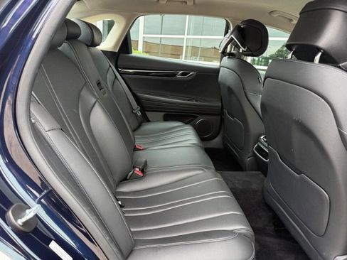 Used 2023 Genesis G80 2.5T AWD/4WD image 12