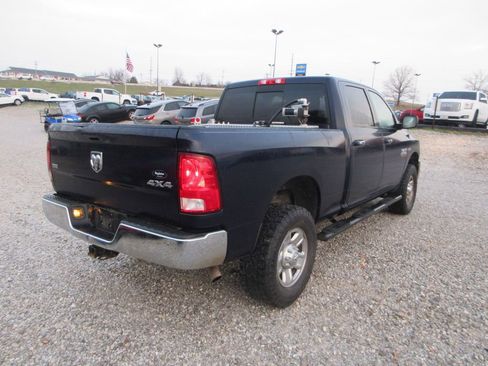 Used 2016 RAM 2500 SLT image 3
