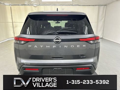 Used 2023 Nissan Pathfinder S AWD/4WD image 21