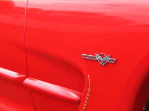 Used 1999 Chevrolet Corvette Convertible w/ Memory Pkg RWD image 20