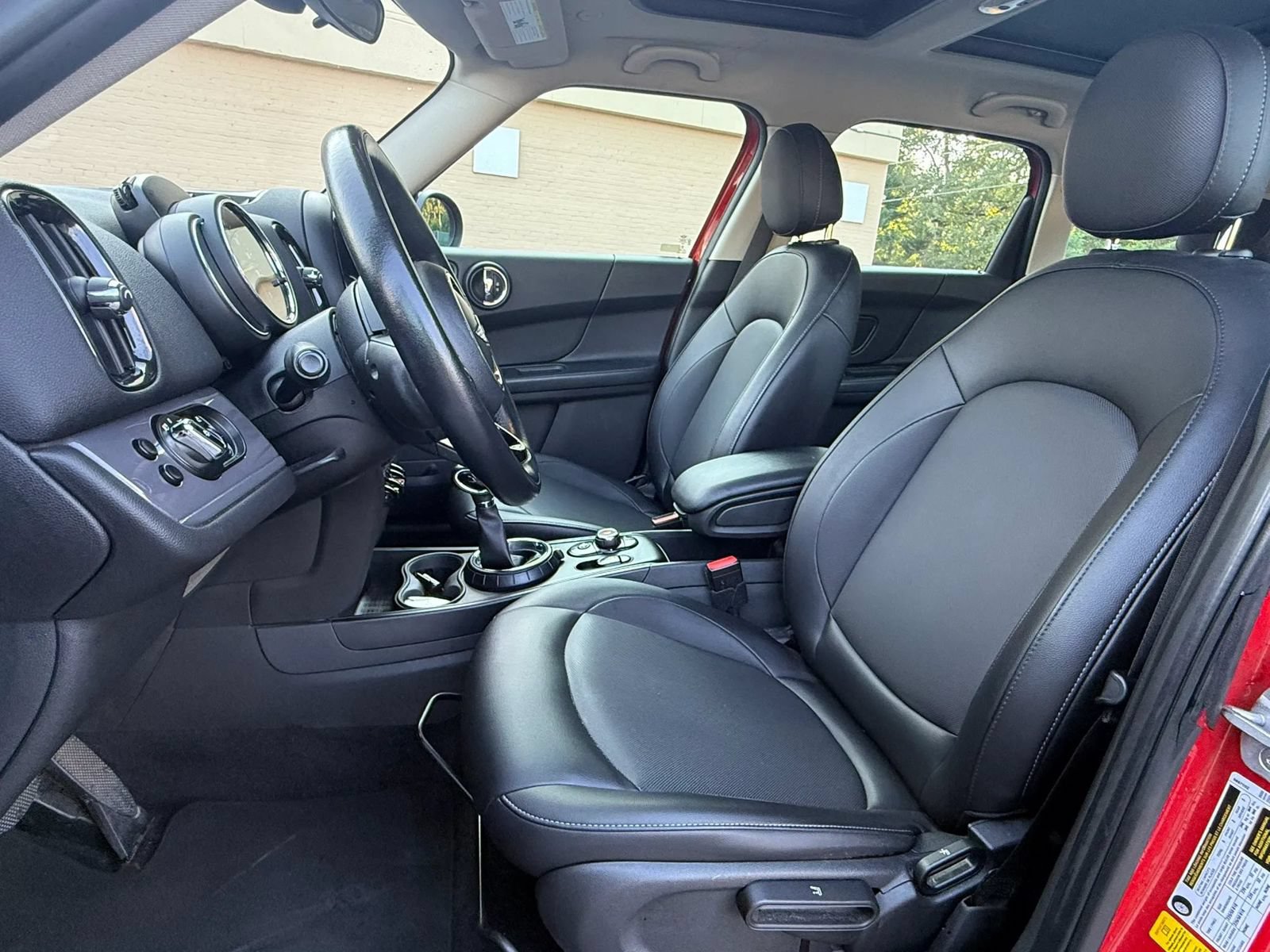 Used 2017 MINI Cooper Countryman FWD image 11