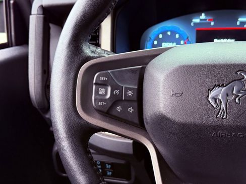 Used 2025 Ford Bronco Outer Banks AWD/4WD image 27