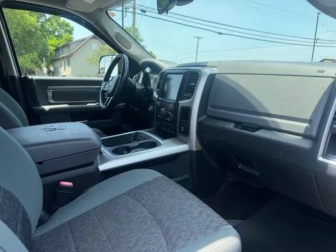 Used 2016 RAM 2500 Big Horn w/ Black Appearance Group AWD/4WD image 8