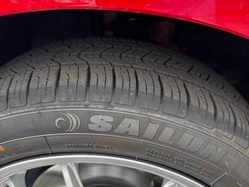 Used 2016 MAZDA MX-5 Miata Sport RWD image 7