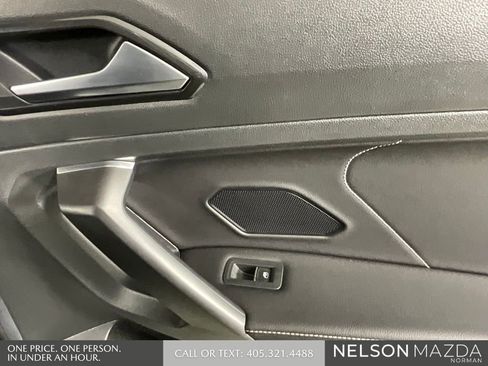 Used 2022 Volkswagen Tiguan SE R-Line AWD/4WD image 19