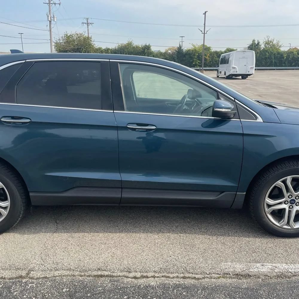 Used 2016 Ford Edge Titanium w/ Equipment Group 302A AWD/4WD image 11