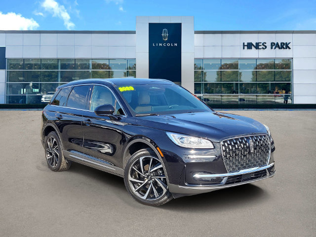 Used 2023 Lincoln Corsair Reserve AWD/4WD image 1