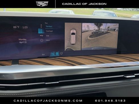 Certified 2026 Cadillac Escalade Platinum Sport w/ LPO, Floor Liner Package AWD/4WD image 12