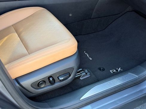 Used 2023 Lexus RX 350 w/ Accessory Package (Z1) image 25