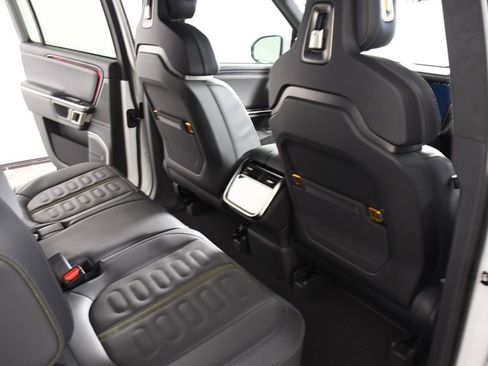 Used 2023 Rivian R1S Adventure image 22