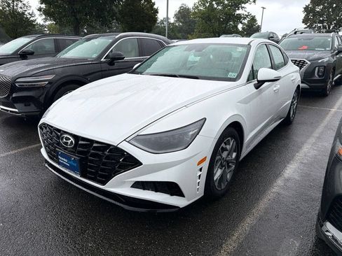Certified 2023 Hyundai Sonata SEL w/ Cargo Package FWD image 1