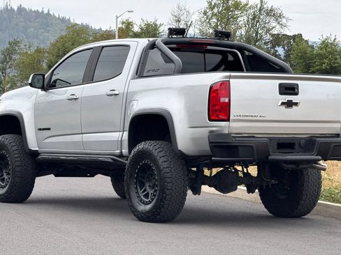 Used 2018 Chevrolet Colorado ZR2 w/ ZR2 Dusk Special Edition AWD/4WD image 5