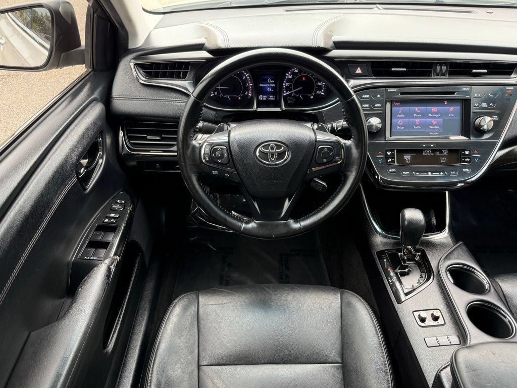 Used 2016 Toyota Avalon XLE Plus w/ Preferred Accessory Package FWD image 23