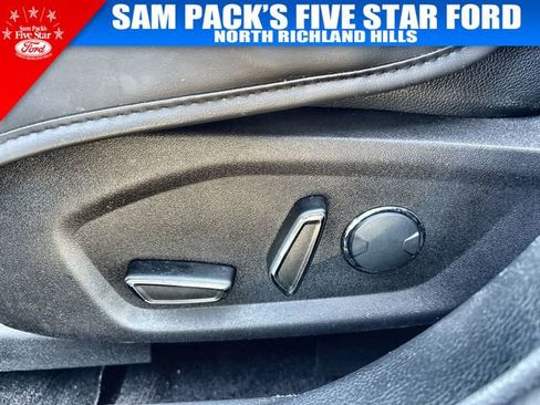 Used 2017 Ford Fusion SE w/ Equipment Group 201A image 21