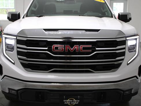 Used 2025 GMC Sierra 1500 SLT AWD/4WD image 55