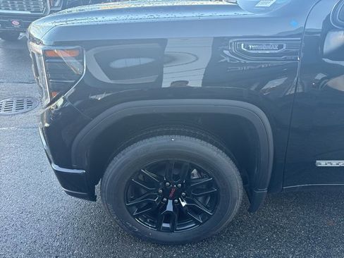 New 2026 GMC Sierra 1500 Elevation image 4