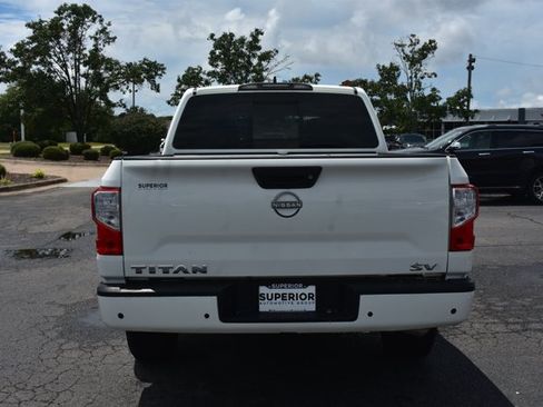 Used 2023 Nissan Titan SV RWD image 6