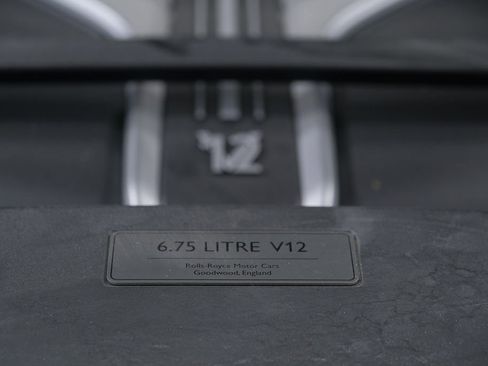 Used 2026 Rolls-Royce Cullinan image 86