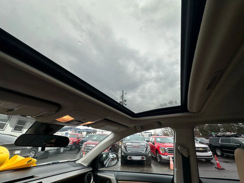 Used 2016 Toyota RAV4 XLE w/ Convenience Package image 20