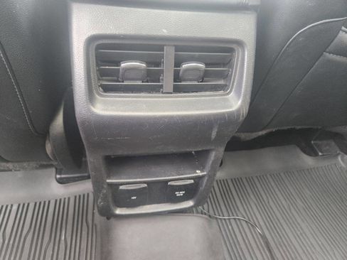 Used 2017 Ford Edge SEL w/ Equipment Group 201A image 19