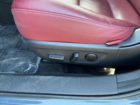 Used 2025 MAZDA MAZDA3 s image 24