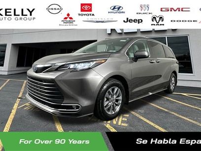 Used 2022 Toyota Sienna XLE w/ XLE Plus Package