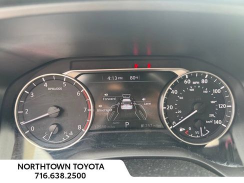 Used 2025 Nissan Rogue SV AWD/4WD image 8