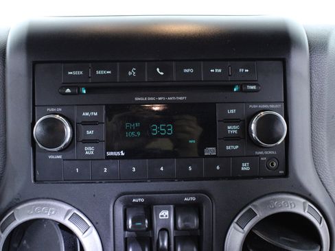 Used 2017 Jeep Wrangler Unlimited Sport w/ Quick Order Package 24S image 20